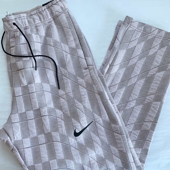 New Nike Sportswear Tech Pack pants - Picture 5 of 10